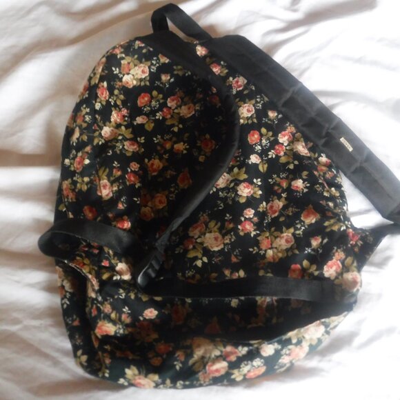 Vans Off the Wall Rose Back Pack Pre Owned - Picture 2 of 5